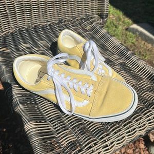 Baby yellow old skool vans